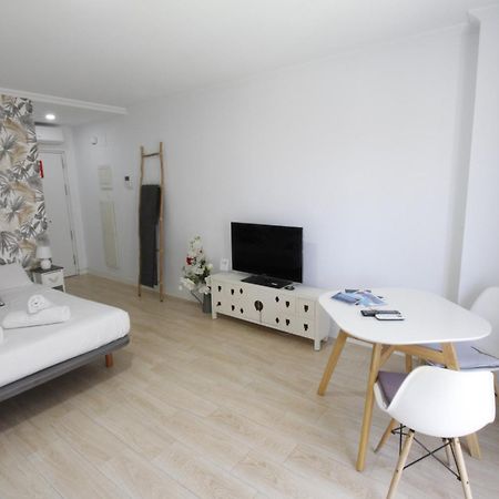 Apartamentos Sol Y Luz El Campello Luaran gambar